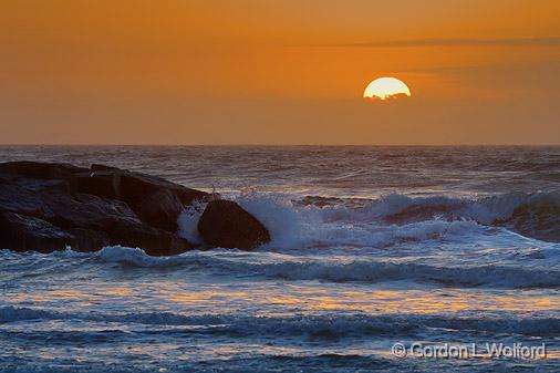 Gulf Sunrise_43288.jpg - Gulf of MexicoPhotographed along the Gulf coast on Mustang Island near Corpus Christi, Texas, USA.